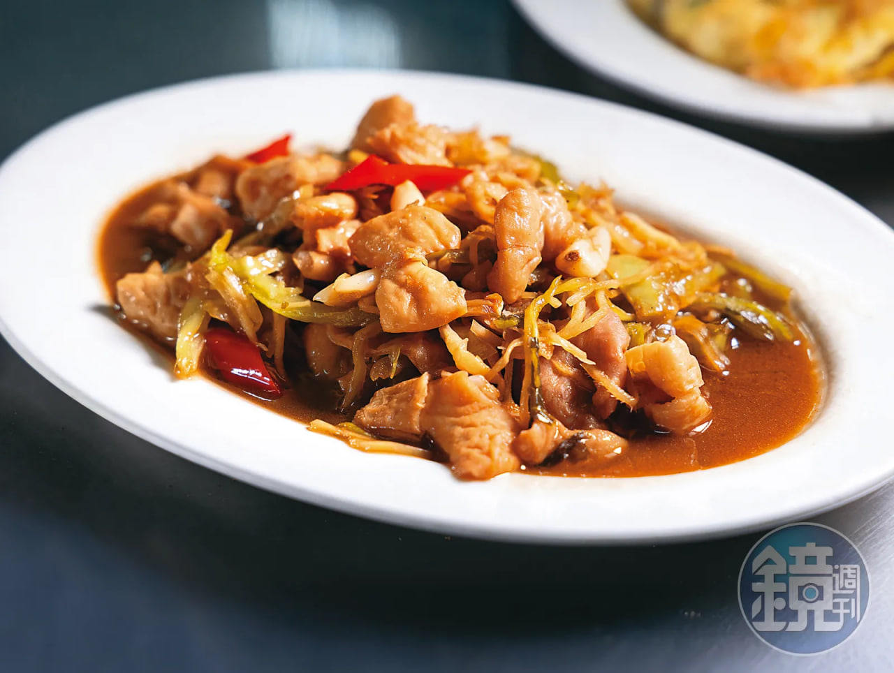 คาโอสยามื้อดึกเกาสง 1 (มีคลิป) ไส้ใหญ่ผัดผักดองเมนูโปรดของราชินีเพลง เจียงฮุ่ย “ข้าวขาหมูร้านเหล่าเอ๋อร์” ร้านข้าวขาหมูที่คึกคักถึงตีสาม