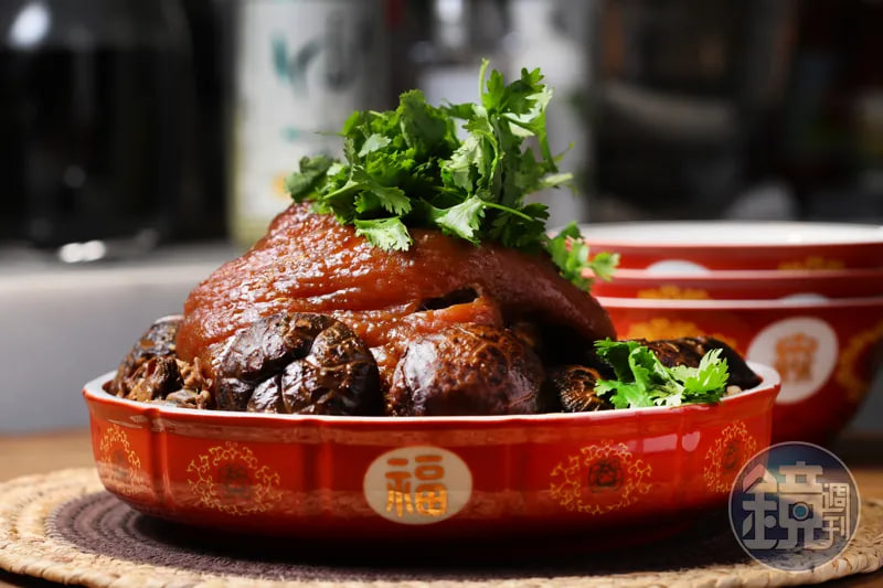 จากนักชิมสู่เชฟหญิงทำตามฝัน: ‘Harbor Apartment’ ชุบชีวิต ‘สำรับจิ่นอวิ๋น’ (Jin Yun Feast) ตำนานโต๊ะจีนตระกูลเศรษฐีแห่งเมืองถนัน