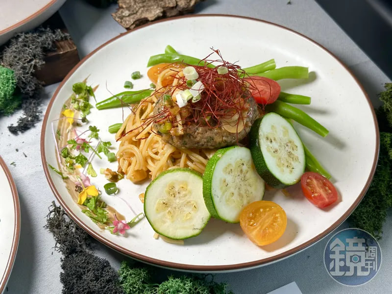 สายเนื้อยังต้องยอมแพ้! “Yunchuan Shuiyue” ร้านอาหารมังสวิรัติกึ่งบาร์เปิดใหม่ ชูรสชาติจริงใจ ไม่เน้นโชว์เหนือ